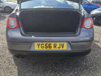 Used Volkswagen Passat 2006 for sale - 75093527: Photo