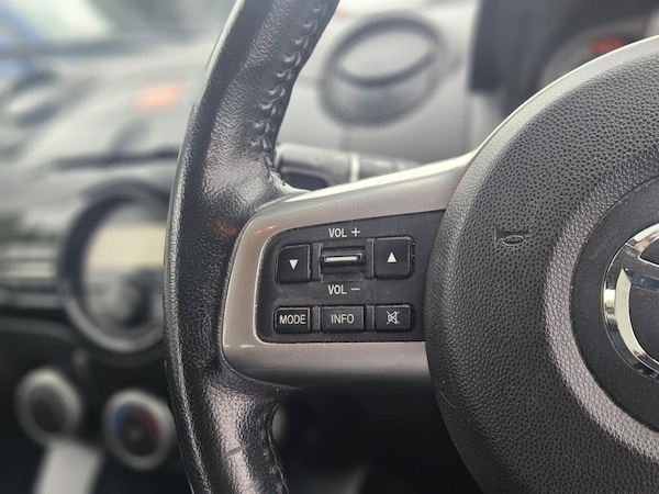 Used Mazda Mazda2 2011 for sale - 72906094: Photo 13