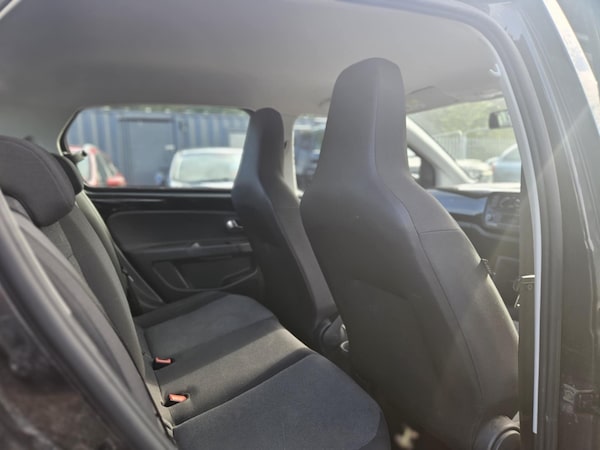 Used Volkswagen up! 2015 for sale - 75057989: Photo 19