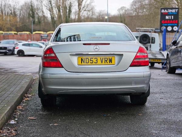Used Mercedes-Benz E Class 2003 for sale - 73547150: Photo 6