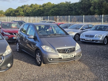 Used Mercedes-Benz A-Class 2010 for sale - 75644556: Photo
