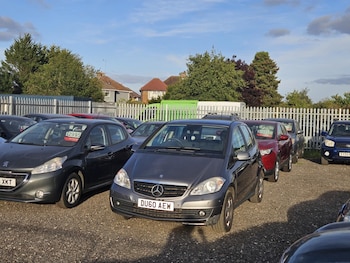 Used Mercedes-Benz A-Class 2010 for sale - 75644556: Photo
