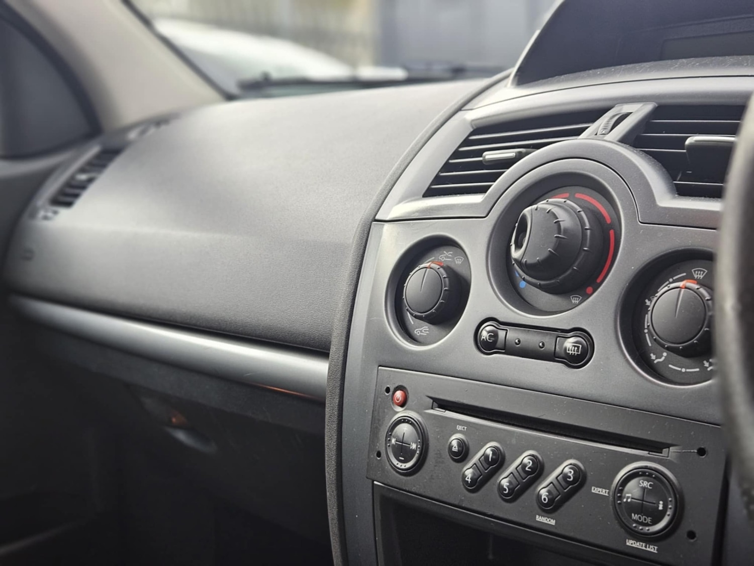 Used Renault Megane 2007 for sale - 76591640: Photo 10