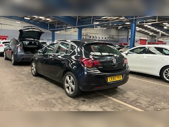 Used Vauxhall Astra 2010 for sale - 76019694: Photo 3