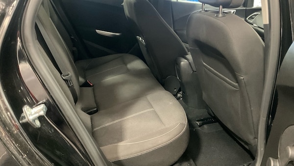 Used Vauxhall Astra 2010 for sale - 76019694: Photo 8