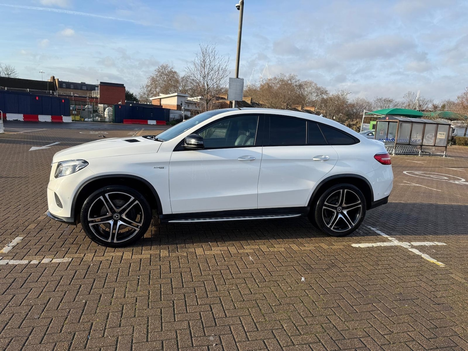 Used Mercedes-Benz GLE 2018 for sale - 76949555: Photo 4