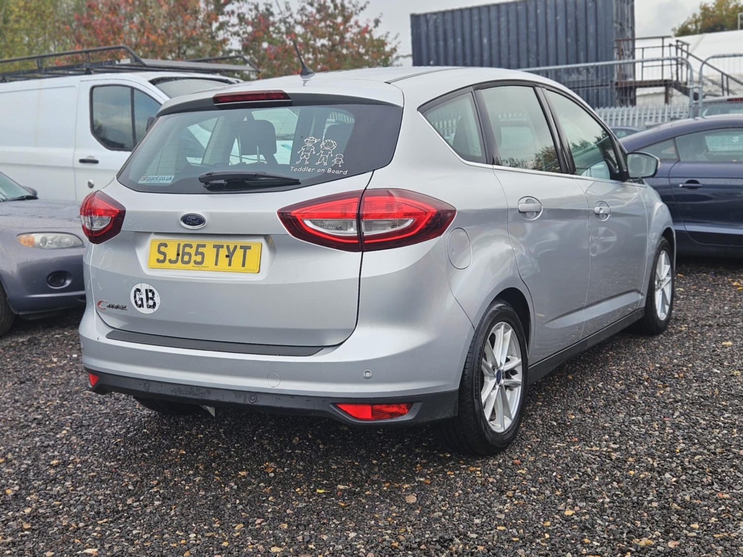 Used Ford C-Max 2015 for sale - 76439729: Photo 10