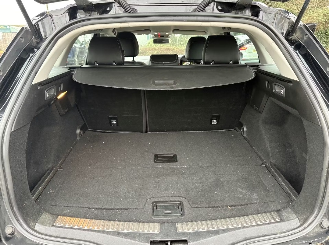 Used Renault Megane 2017 for sale - 77049306: Photo 7