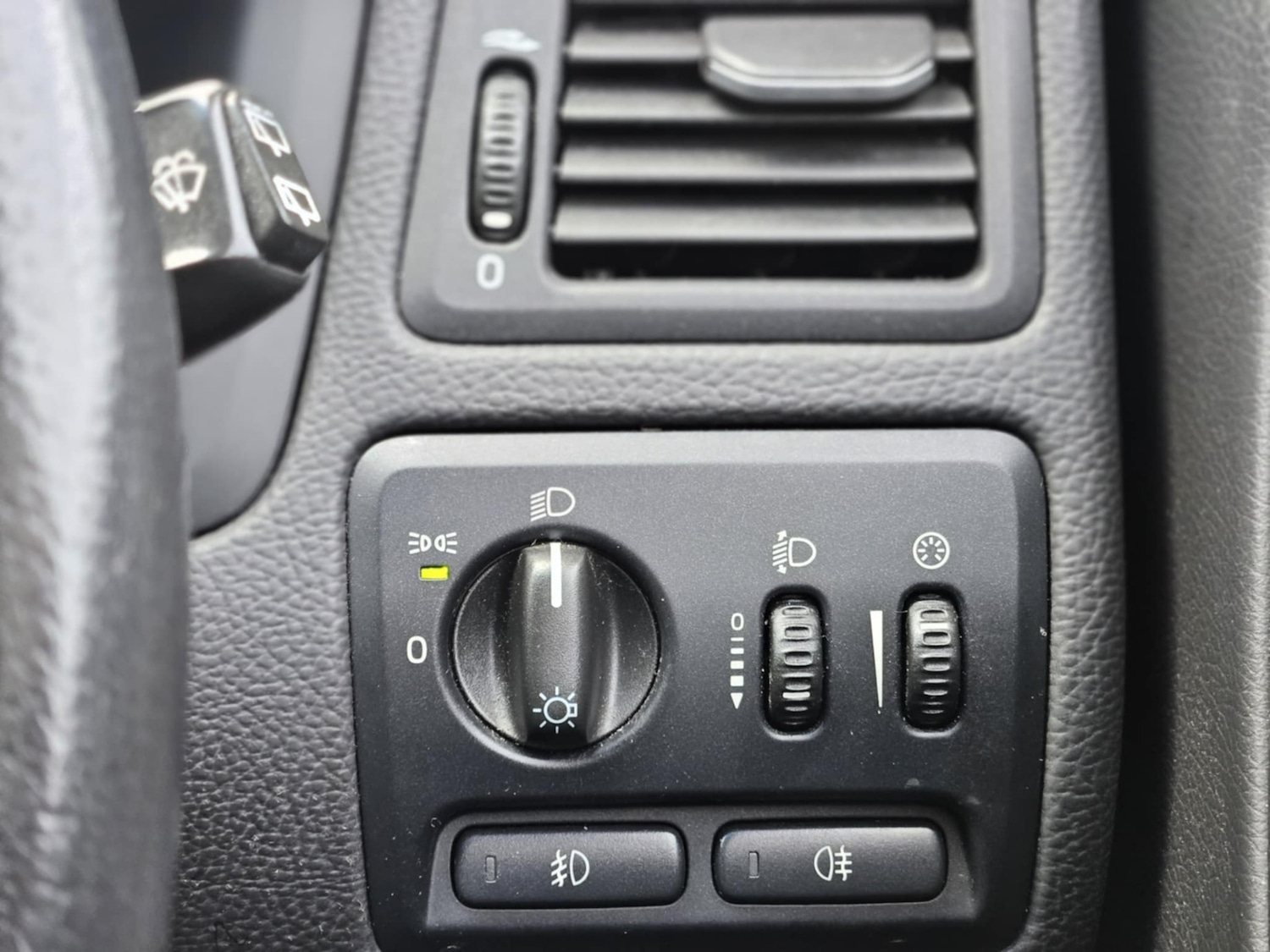 Used Volvo XC70 2007 for sale - 76404987: Photo 16