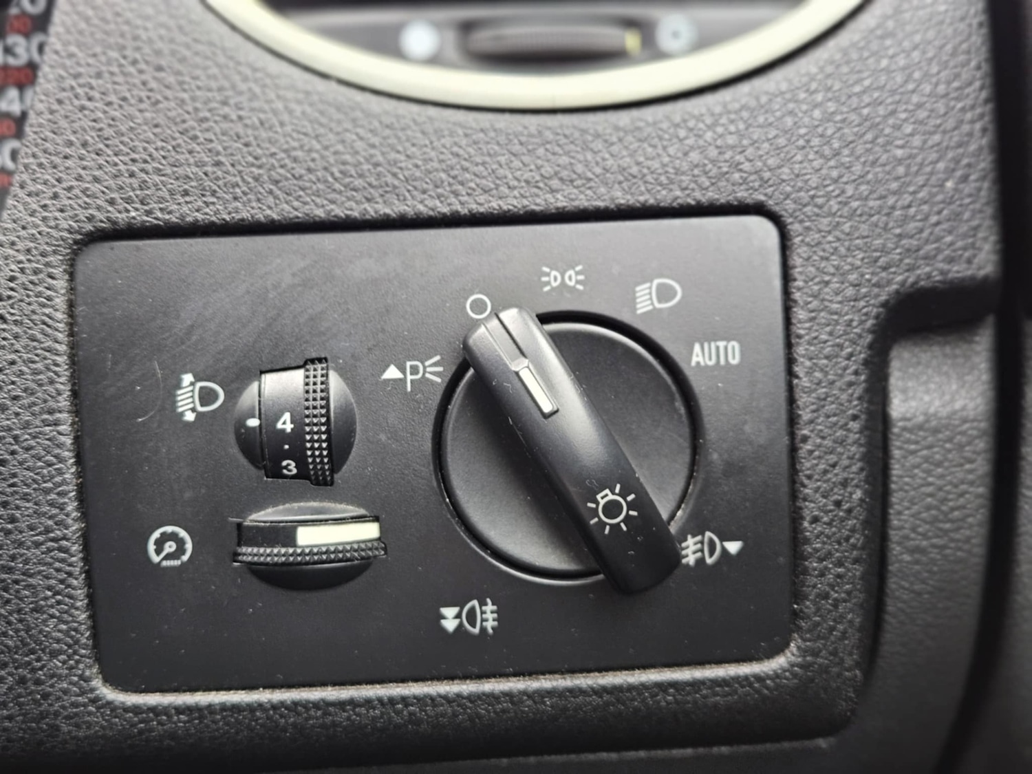 Used Ford Focus 2006 for sale - 76299768: Photo 11