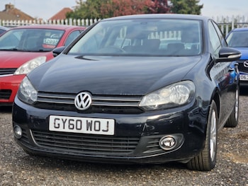 Volkswagen - Golf