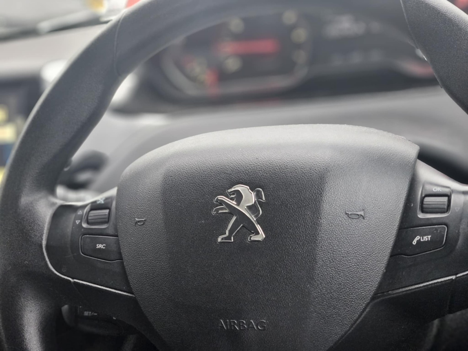 Used Peugeot 208 2013 for sale - 76149923: Photo 19