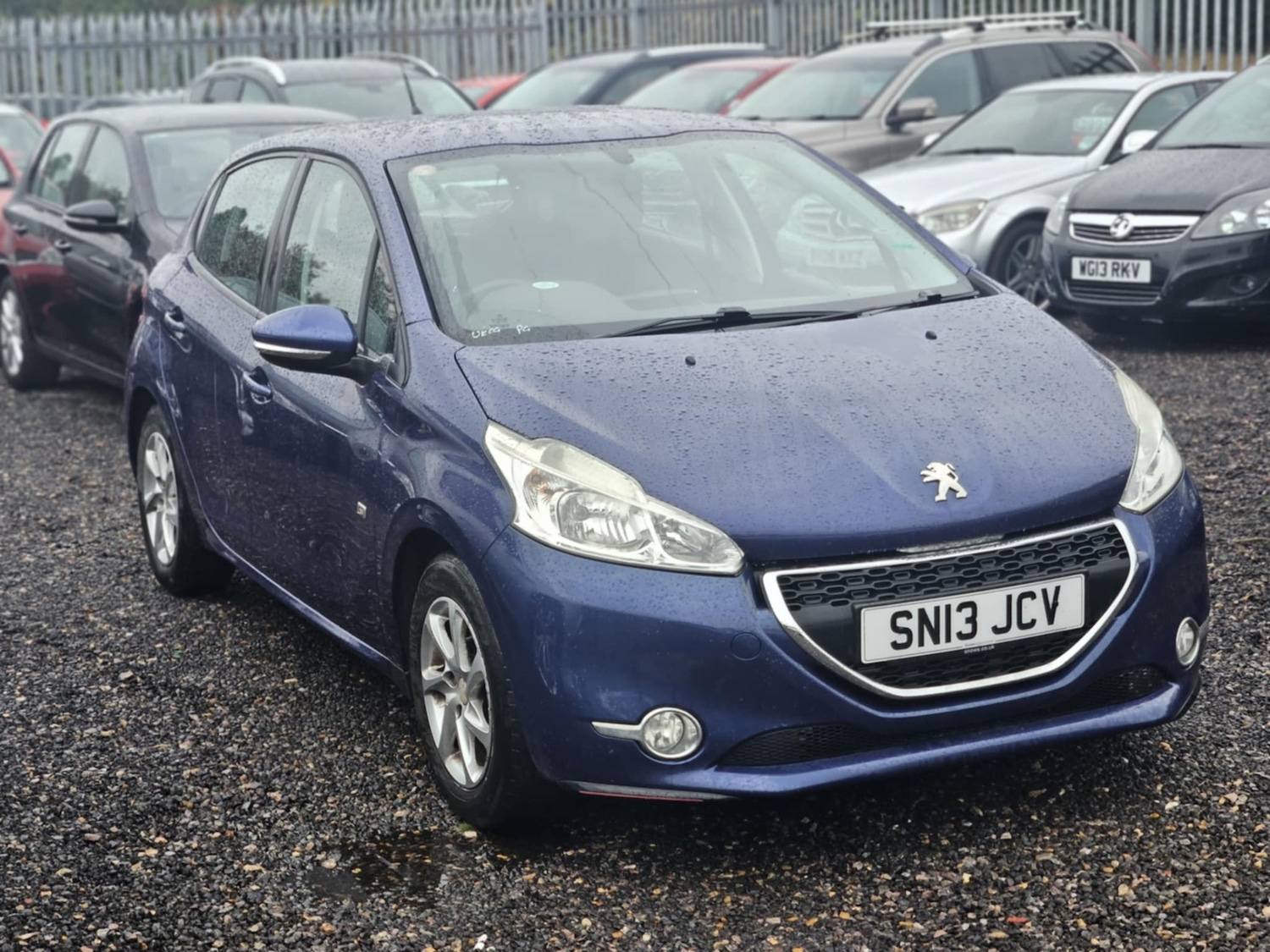 Used Peugeot 208 2013 for sale - 76149923: Photo 8