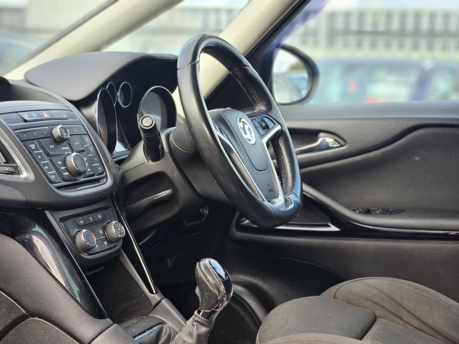 Used Vauxhall Zafira 2014 for sale - 76405190: Photo 11