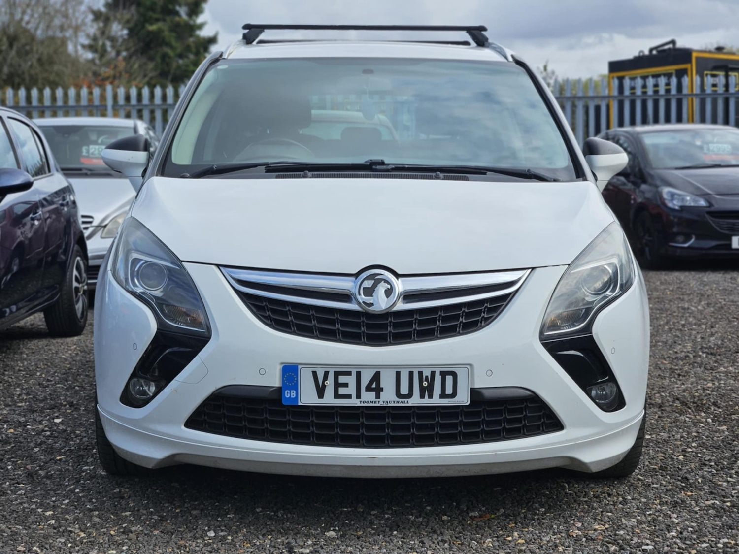 Used Vauxhall Zafira 2014 for sale - 76405190: Photo 2