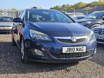 Used Vauxhall Astra 2010 for sale - 76249923: Photo 2