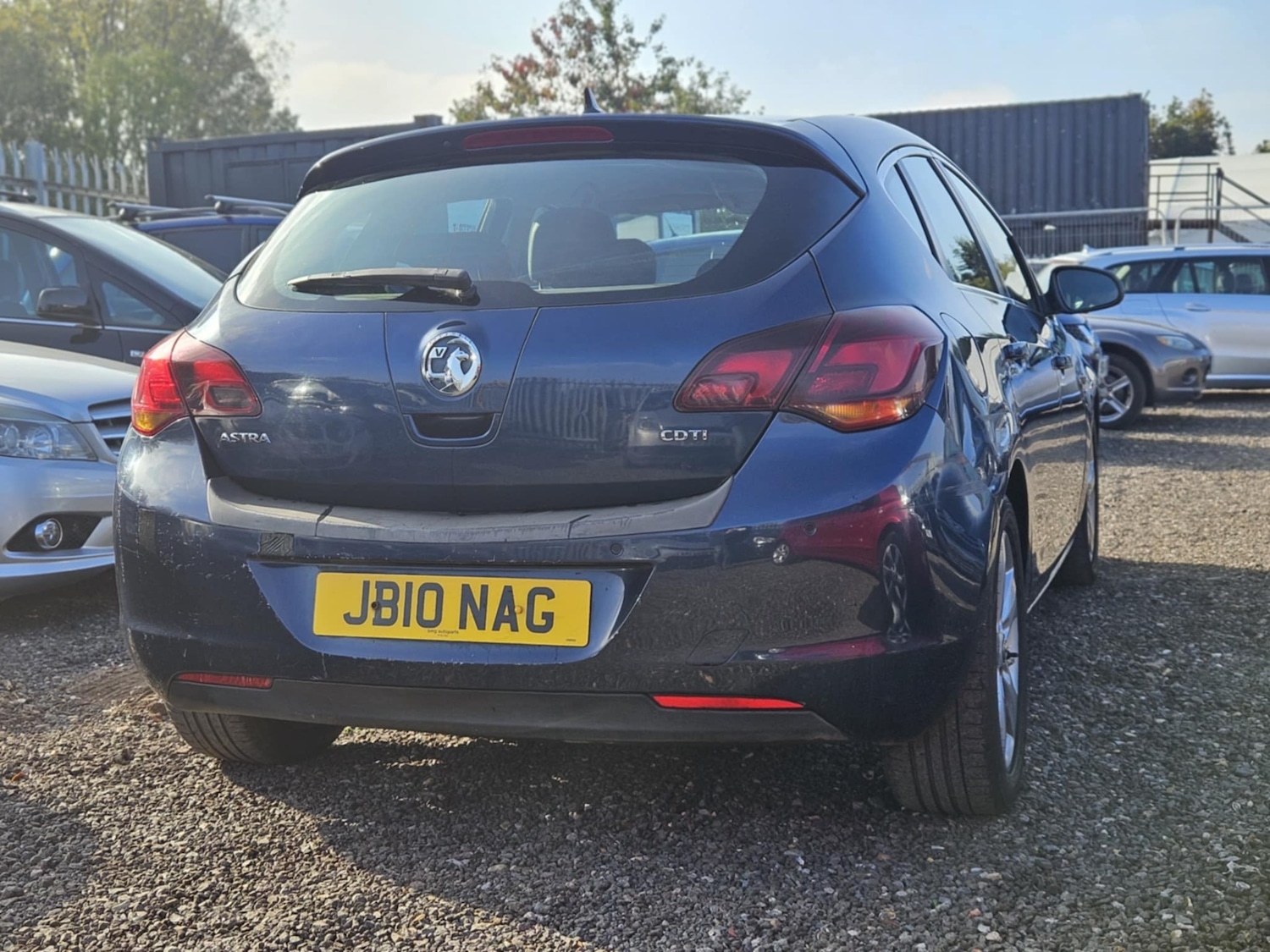 Used Vauxhall Astra 2010 for sale - 76249923: Photo 3