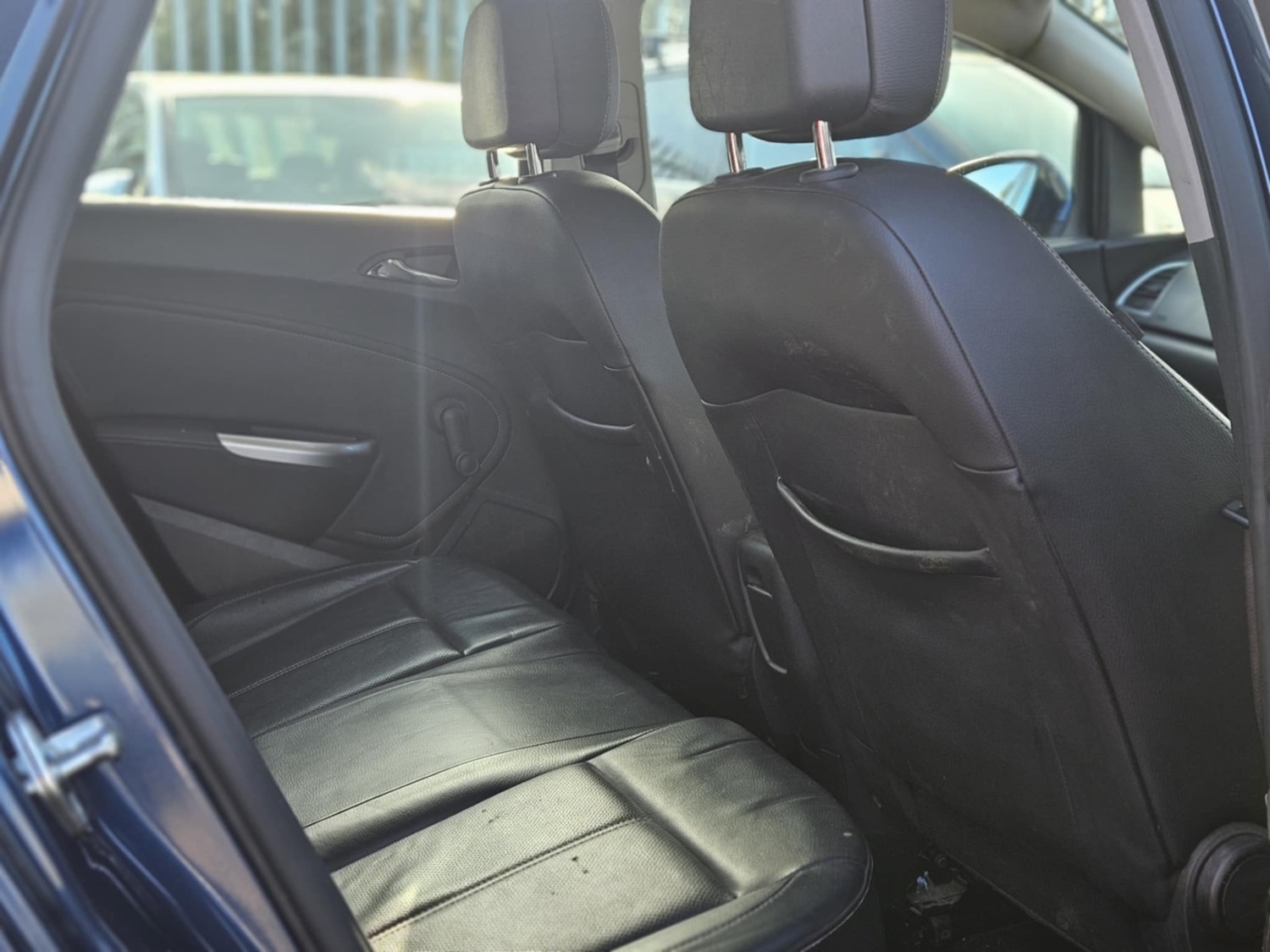 Used Vauxhall Astra 2010 for sale - 76249923: Photo 9