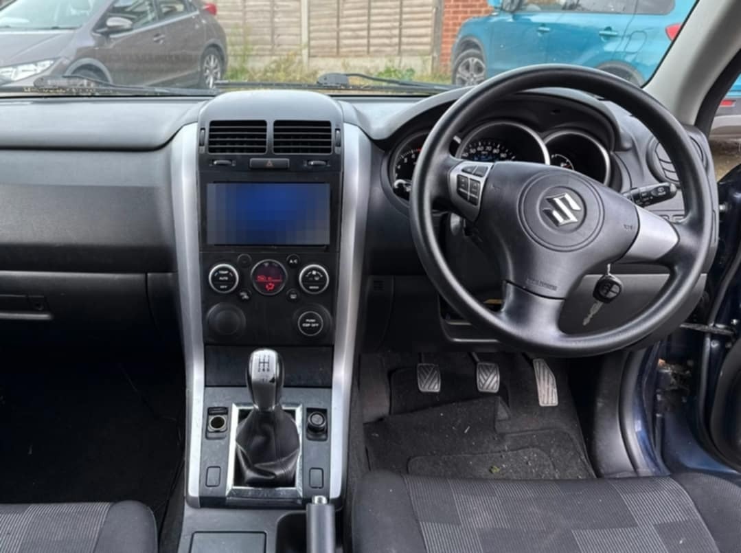 Used Suzuki Grand Vitara 2010 for sale - 76560206: Photo 4