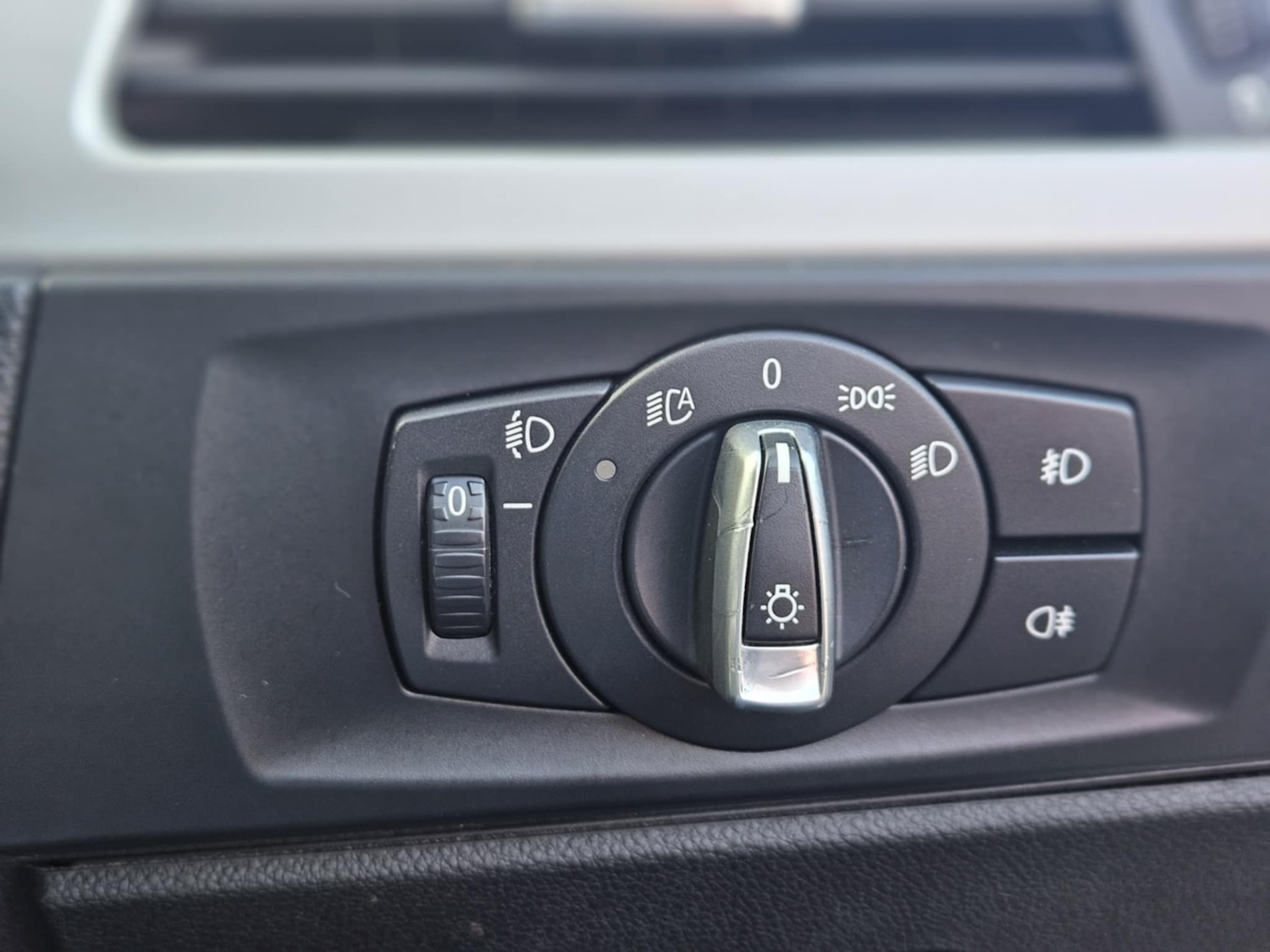 Used BMW 3 Series 2011 for sale - 76174372: Photo 13