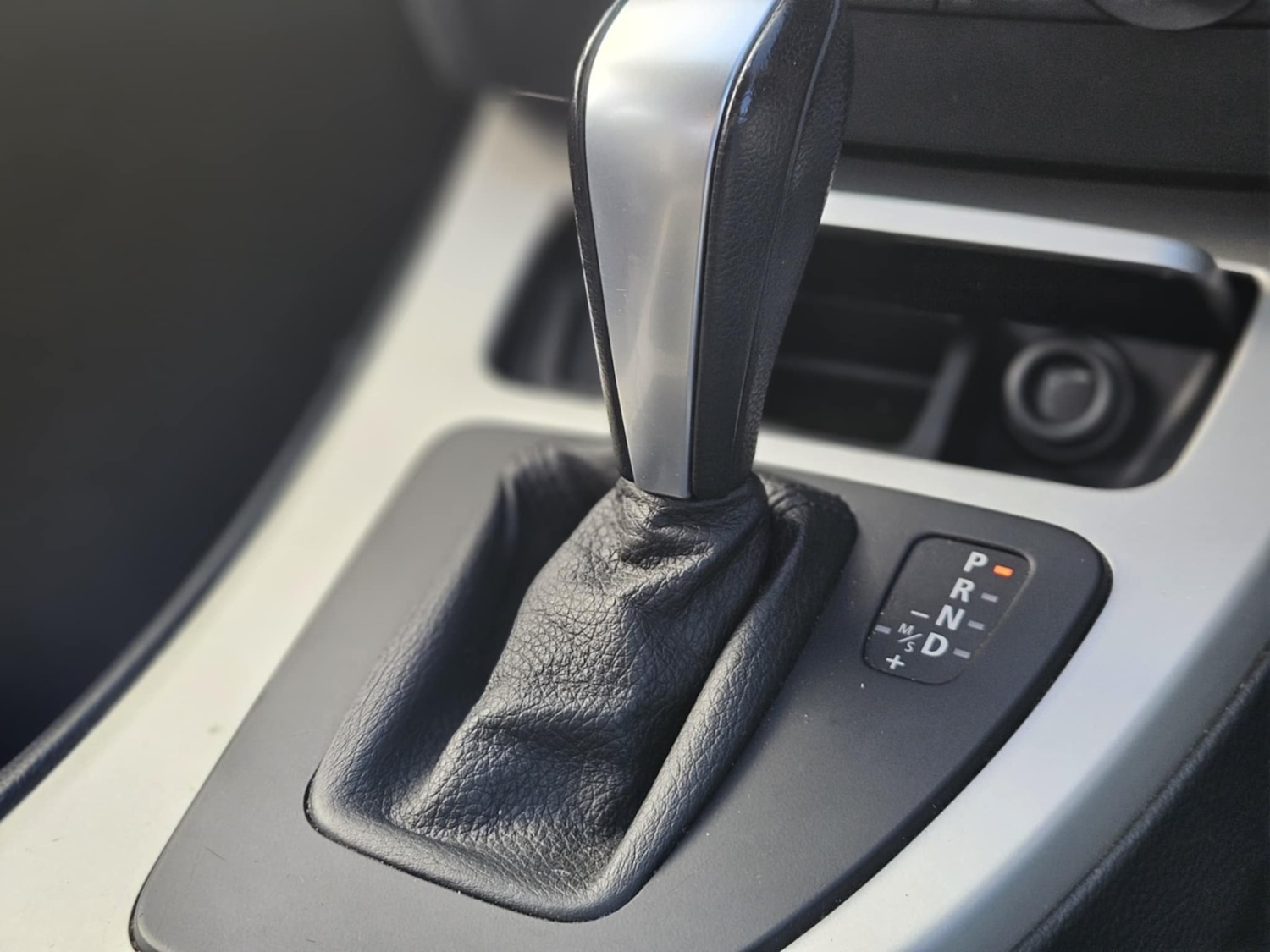 Used BMW 3 Series 2011 for sale - 76174372: Photo 14