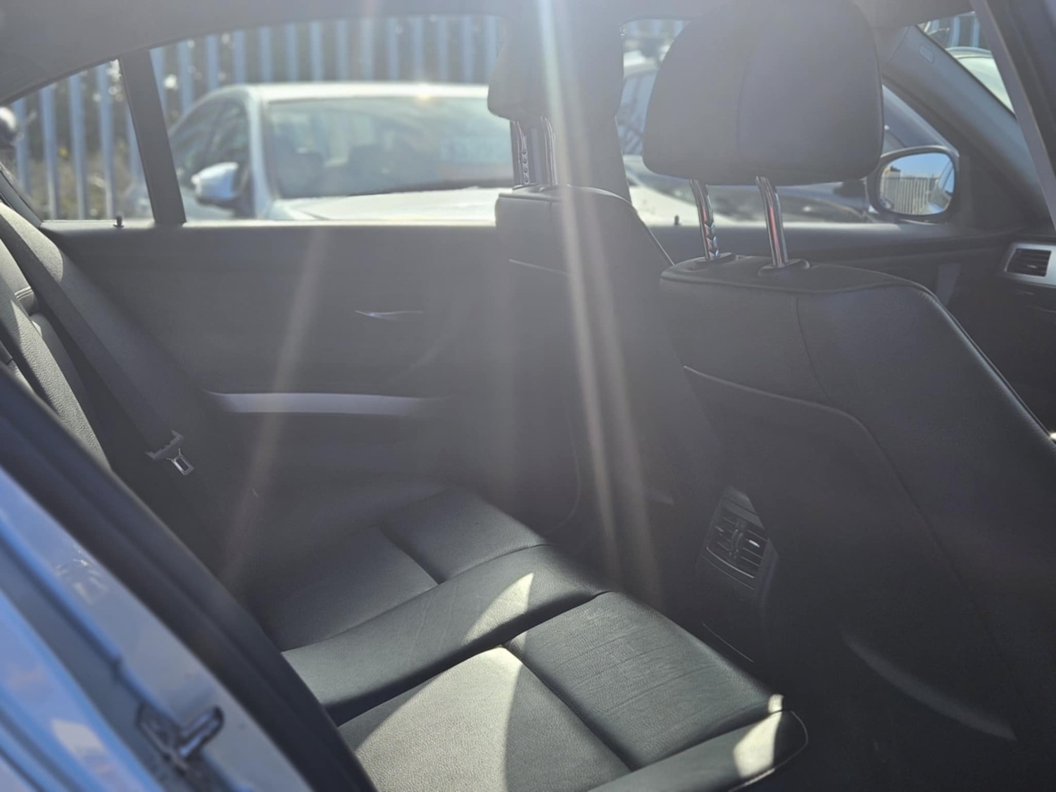 Used BMW 3 Series 2011 for sale - 76174372: Photo 15