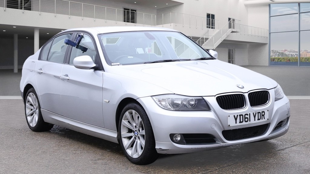 Used BMW 3 Series 2011 for sale - 76174372: Photo 2