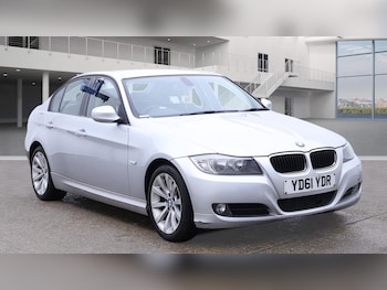 Used BMW 3 Series 2011 for sale - 76174372: Photo 2