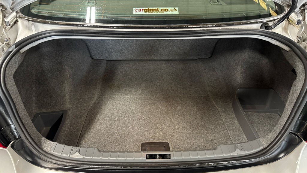 Used BMW 3 Series 2011 for sale - 76174372: Photo 7