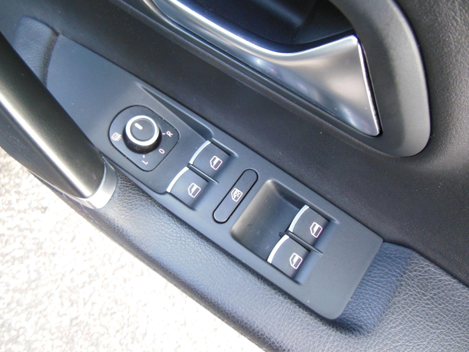 Used Volkswagen CC 2013 for sale - 77315087: Photo 19