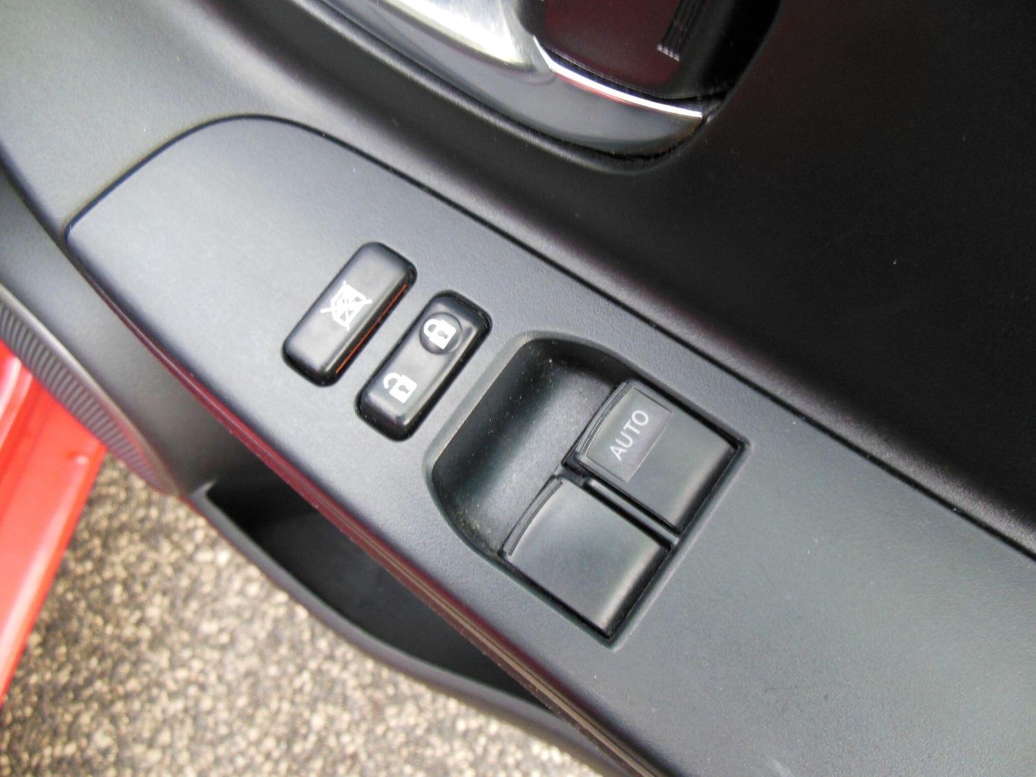 Used Toyota Yaris 2015 for sale - 77344275: Photo 18