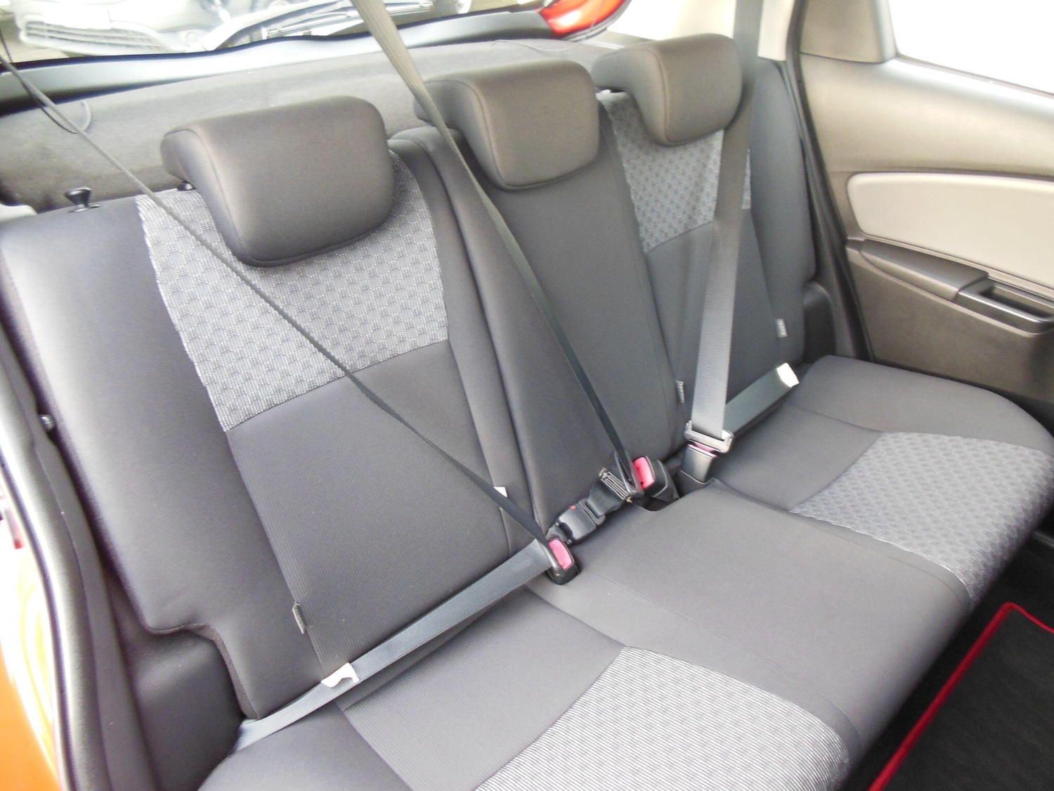 Used Toyota Yaris 2015 for sale - 77344275: Photo 22