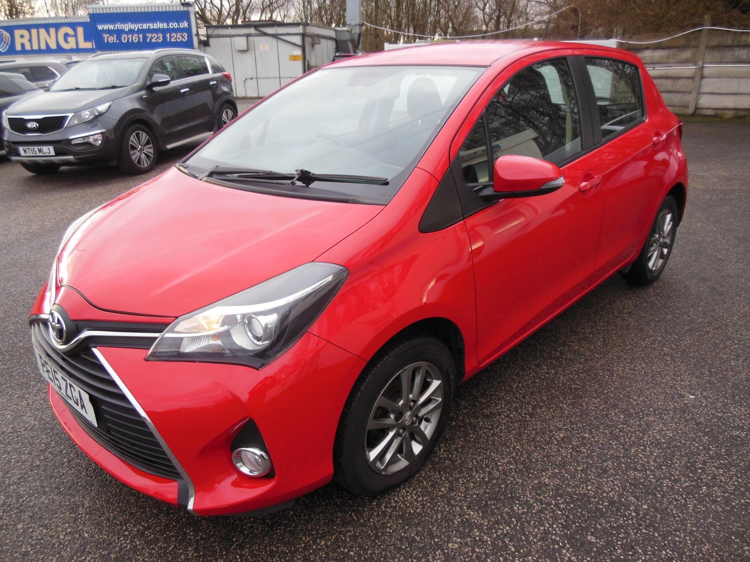 Used Toyota Yaris 2015 for sale - 77344275: Photo 3