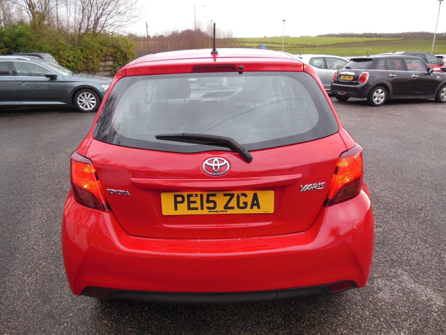 Used Toyota Yaris 2015 for sale - 77344275: Photo 6
