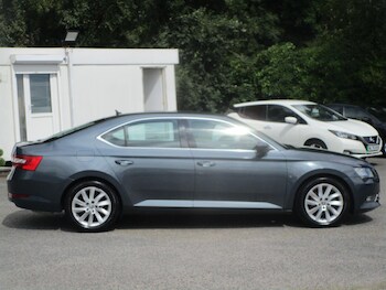 Used Skoda Superb 2018 for sale - 75532762: Photo