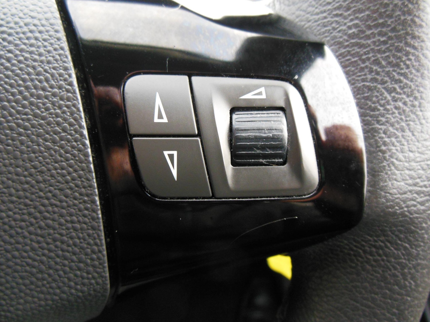 Used Vauxhall Corsa 2013 for sale - 76432774: Photo 24