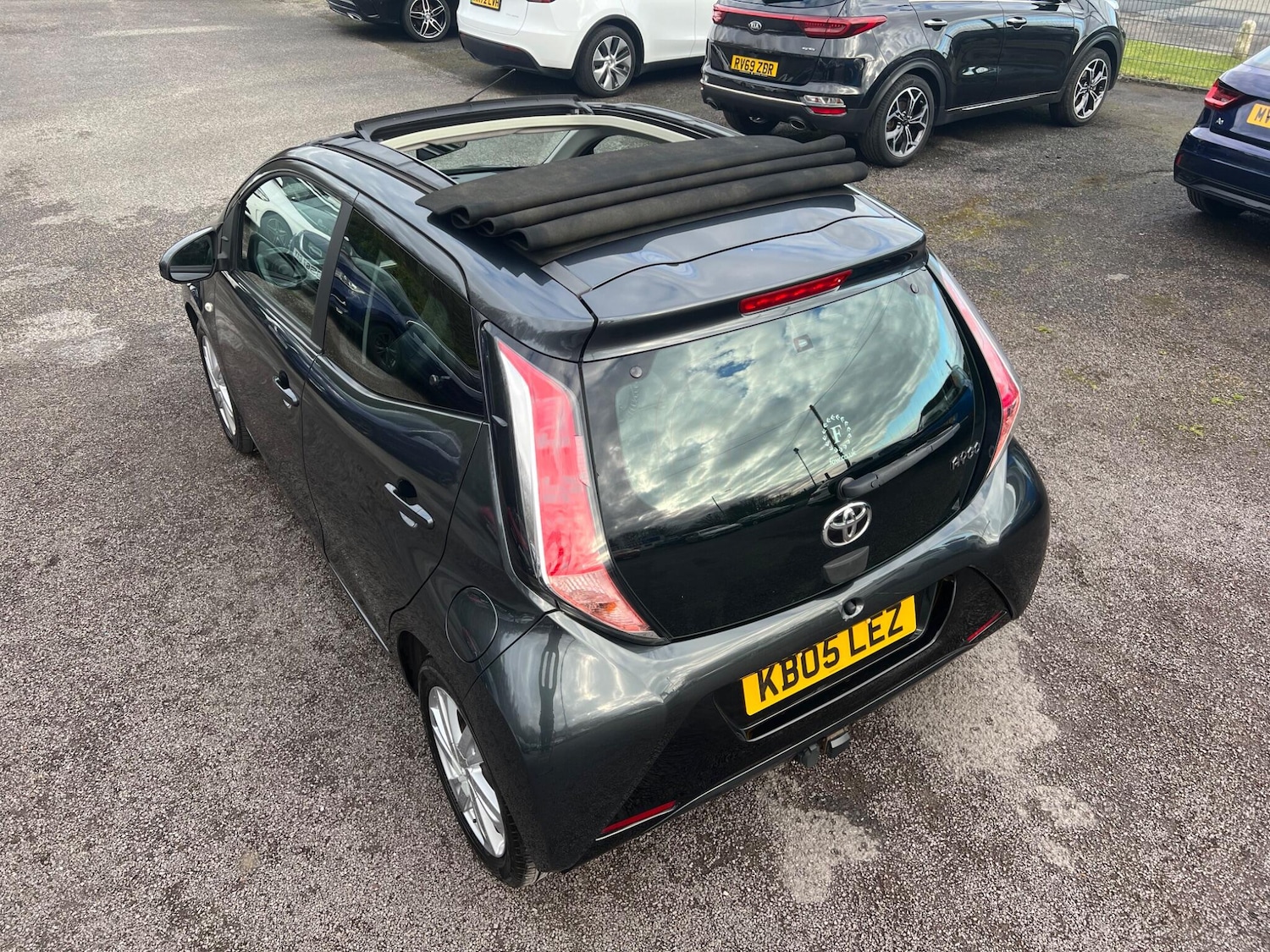 Used Toyota AYGO 2015 for sale - 78086108: Photo 10