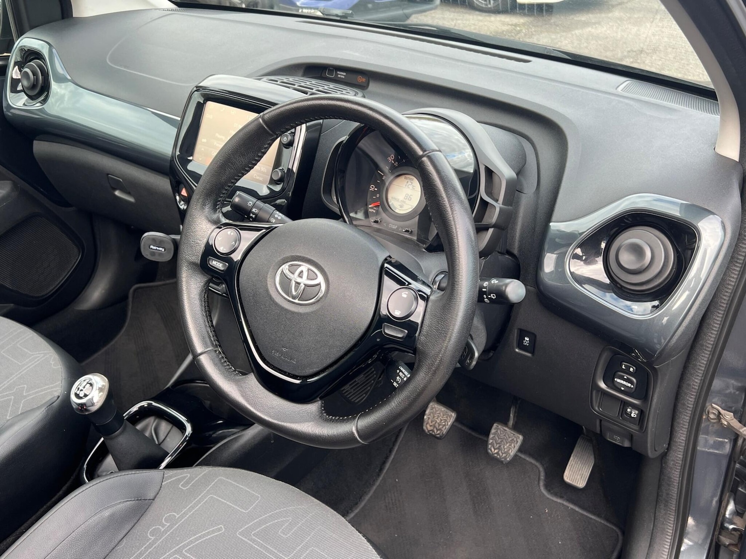 Used Toyota AYGO 2015 for sale - 78086108: Photo 13