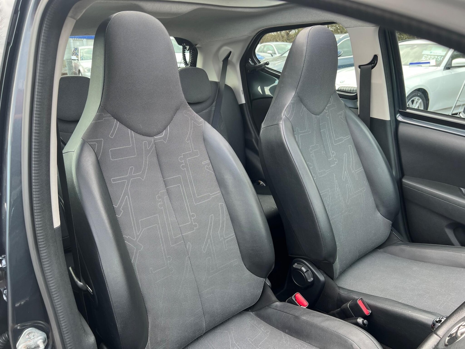 Used Toyota AYGO 2015 for sale - 78086108: Photo 22