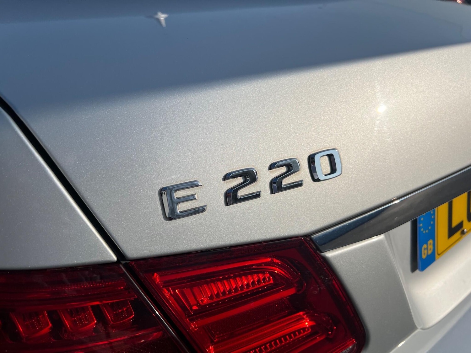 Used Mercedes-Benz E Class 2013 for sale - 77977992: Photo 11