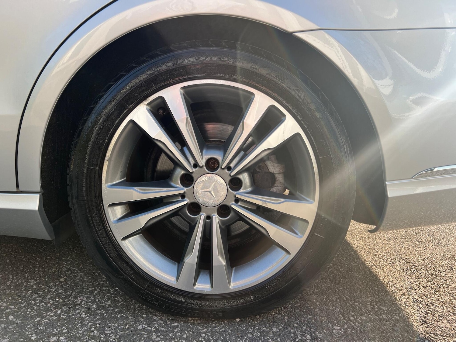 Used Mercedes-Benz E Class 2013 for sale - 77977992: Photo 15