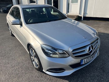 Used Mercedes-Benz E Class 2013 for sale - 77977992: Photo