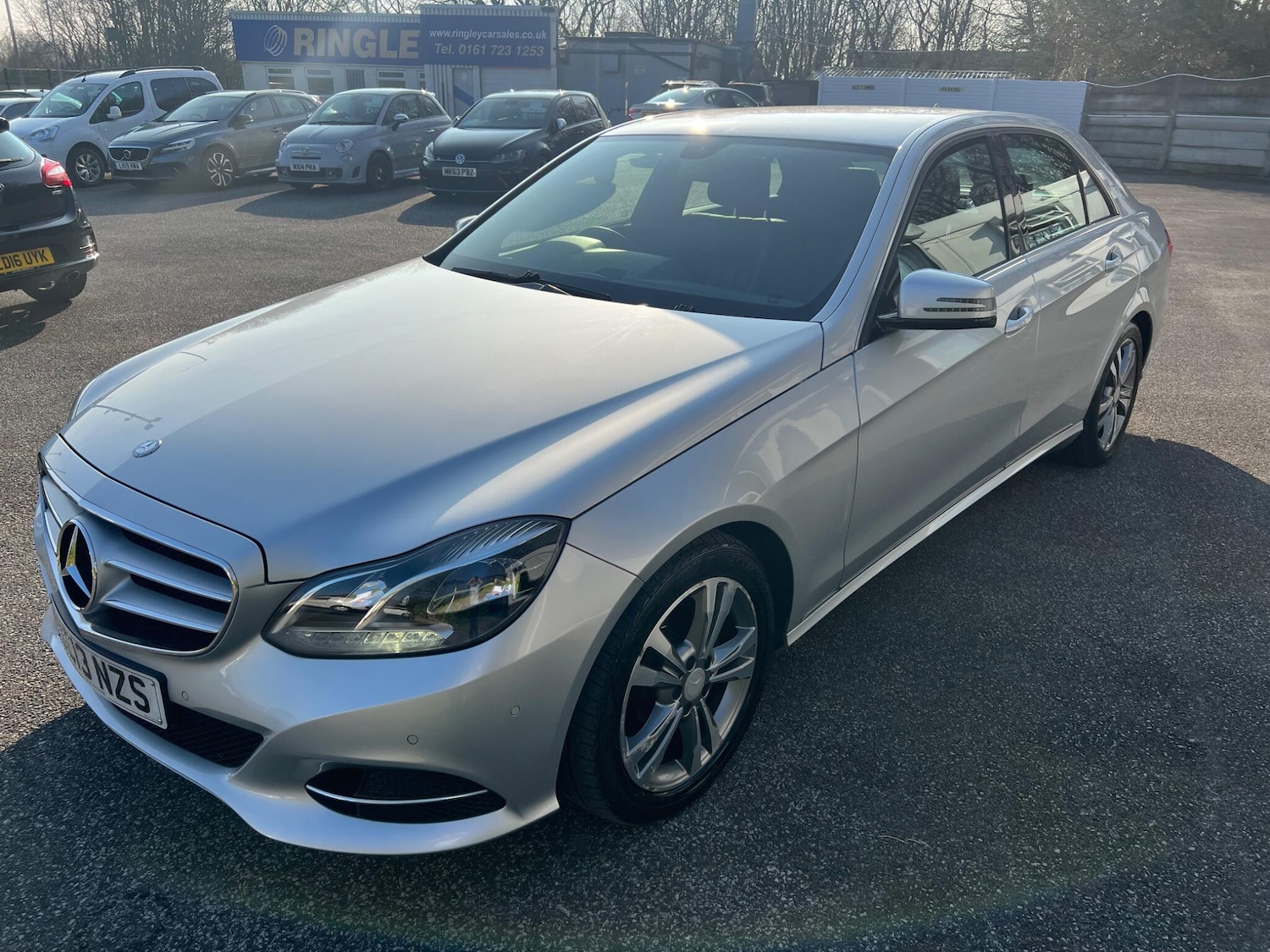 Used Mercedes-Benz E Class 2013 for sale - 77977992: Photo 3