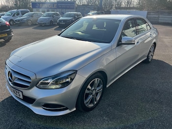 Used Mercedes-Benz E Class 2013 for sale - 77977992: Photo