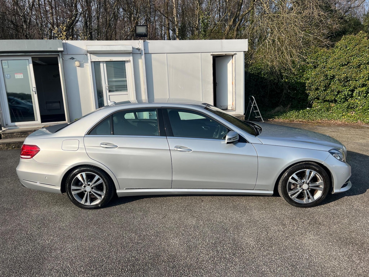 Used Mercedes-Benz E Class 2013 for sale - 77977992: Photo 9