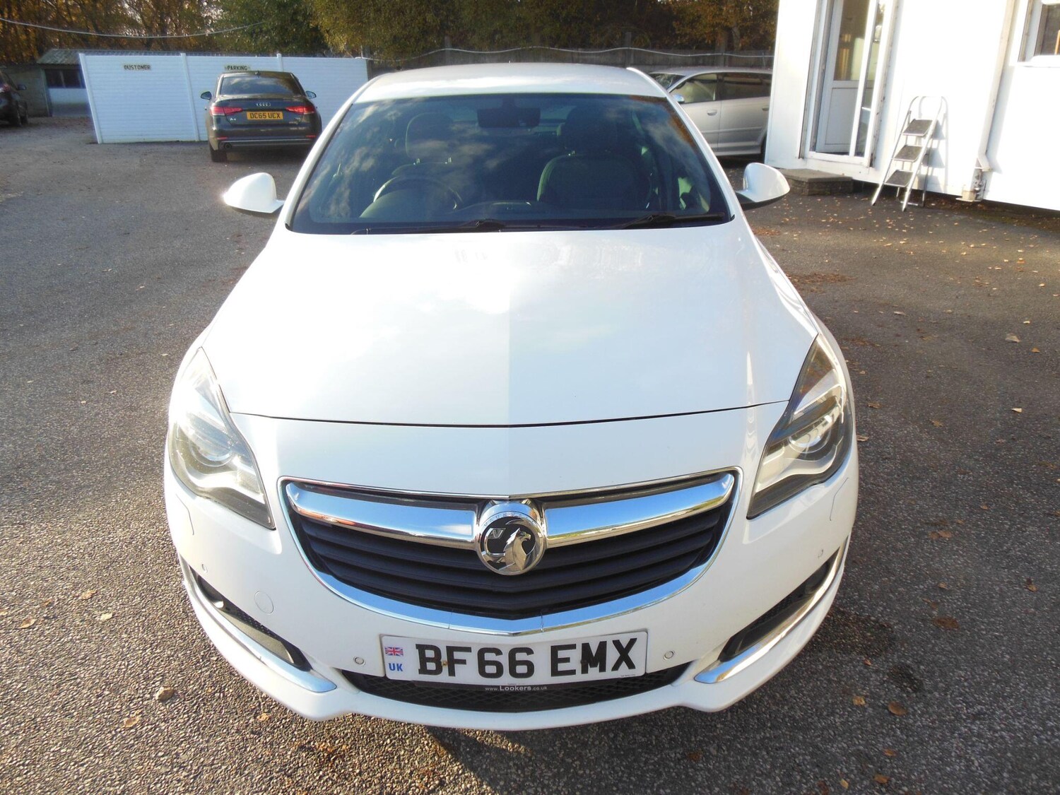 Used Vauxhall Insignia 2016 for sale - 76512590: Photo 2