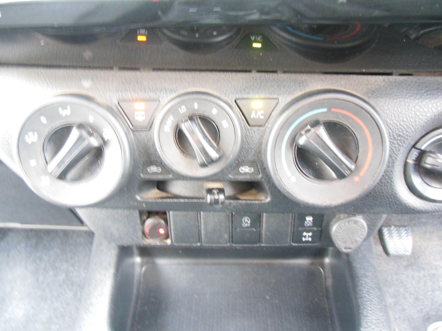 Used Toyota Hilux 2021 for sale - 76592122: Photo 25