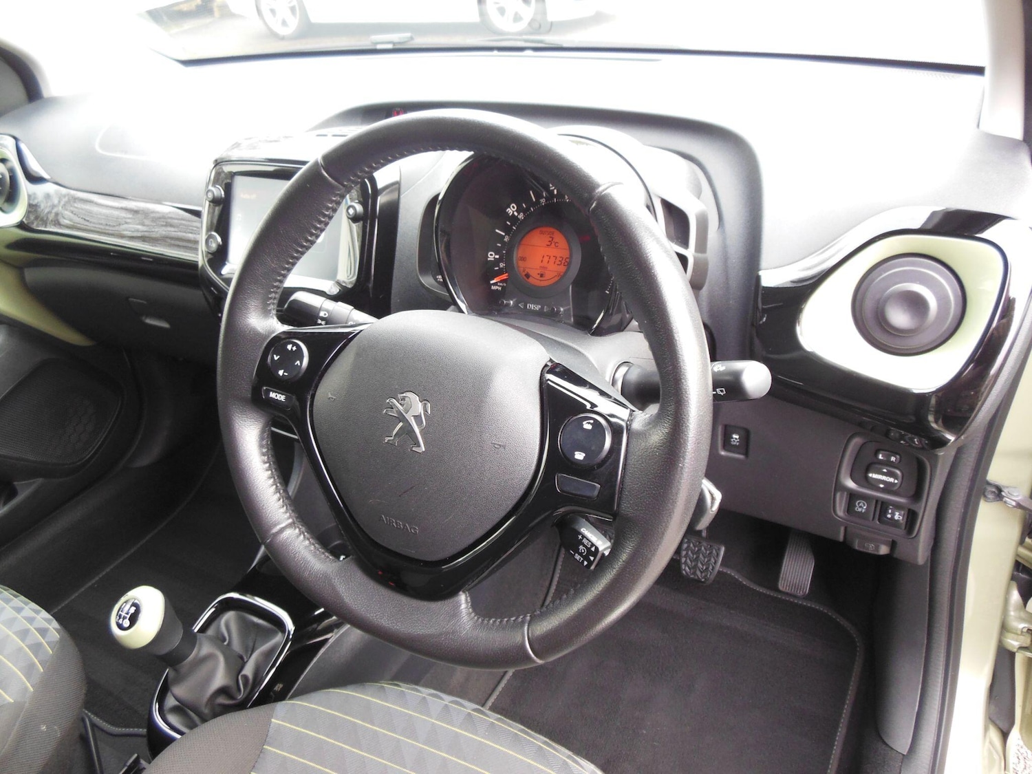 Used Peugeot 108 2021 for sale - 77441059: Photo 14
