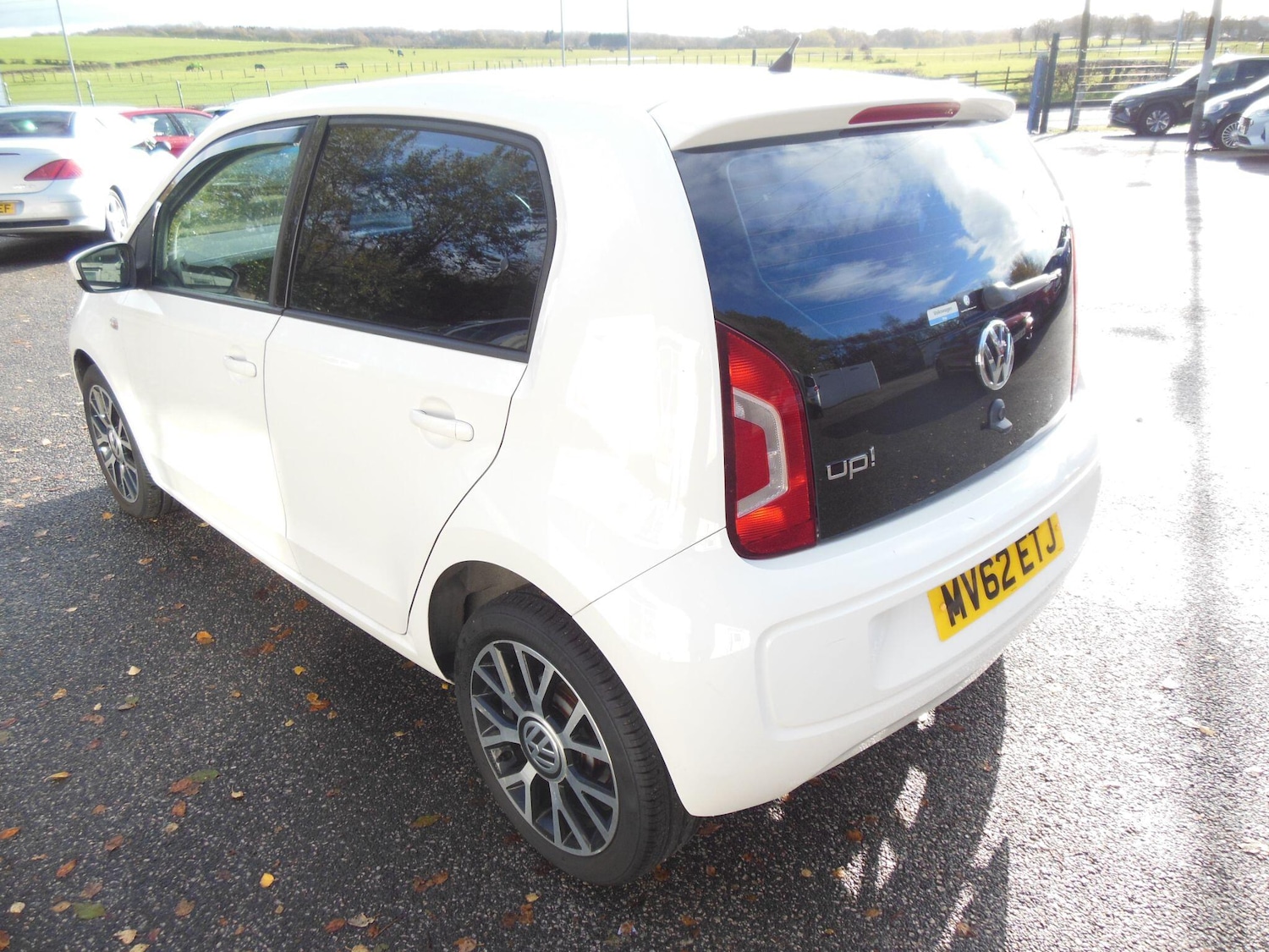 Used Volkswagen up! 2025 for sale - 76996856: Photo 6
