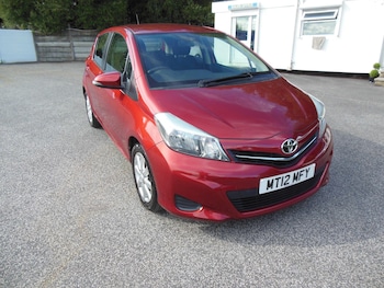 Toyota - Yaris